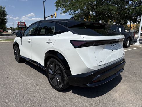 Certified 2023 Nissan Ariya AWD/4WD image 7