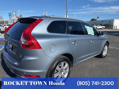 Used 2017 Volvo XC60 T5 Inscription w/ Preferred Option Package image 10