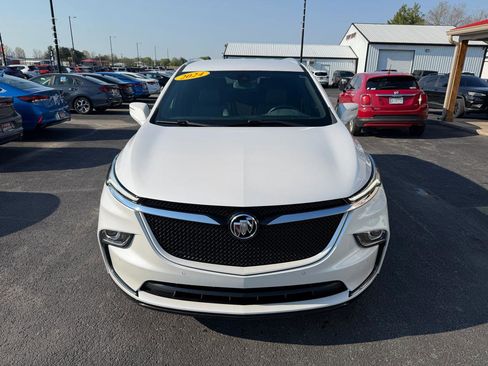 Used 2024 Buick Enclave Essence w/ Sport Touring Edition image 11