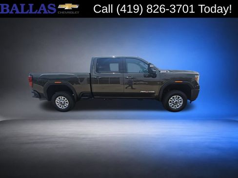 Certified 2022 GMC Sierra 2500 AT4 AWD/4WD image 9