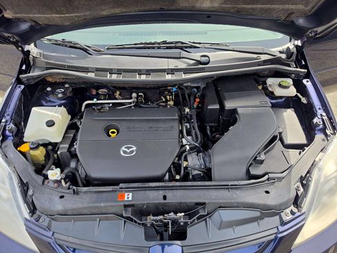 Used 2009 MAZDA MAZDA5 Sport FWD image 38