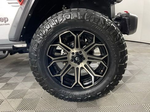 Used 2022 Jeep Gladiator Rubicon w/ Trailer Tow Package image 10