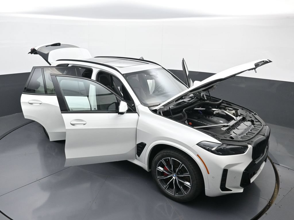 Used 2024 BMW X5 xDrive40i w/ Executive Package AWD/4WD image 39