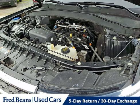 Used 2023 Ford Explorer XLT AWD/4WD image 36