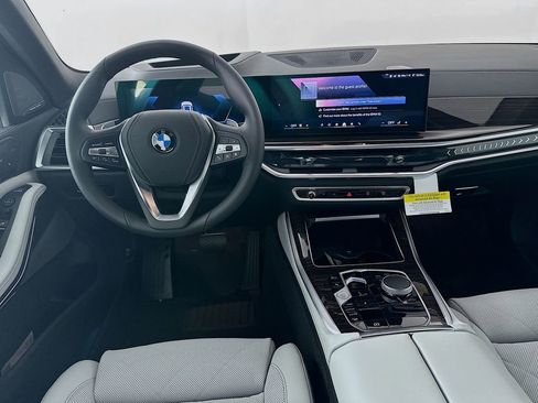 New 2026 BMW X5 xDrive40i w/ Climate Comfort Package image 30