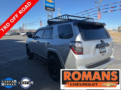 Used 2021 Toyota 4Runner Venture w/ Moonroof Package image 5