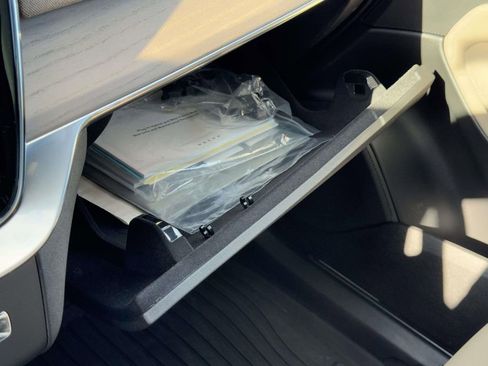 Certified 2026 Volvo XC90 B6 Plus w/ Protection Package Premier image 30