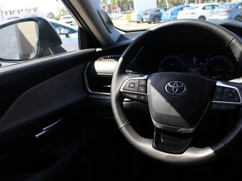 Certified 2025 Toyota Grand Highlander FWD image 42