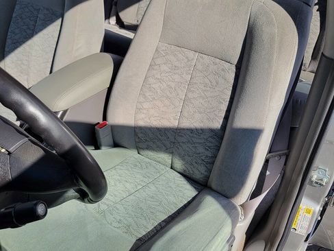 Used 2006 GMC Envoy SLE w/ Sle Preferred Equipment Group image 15