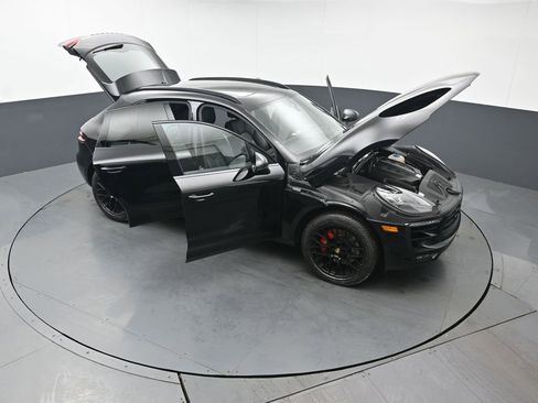 Used 2017 Porsche Macan GTS image 55