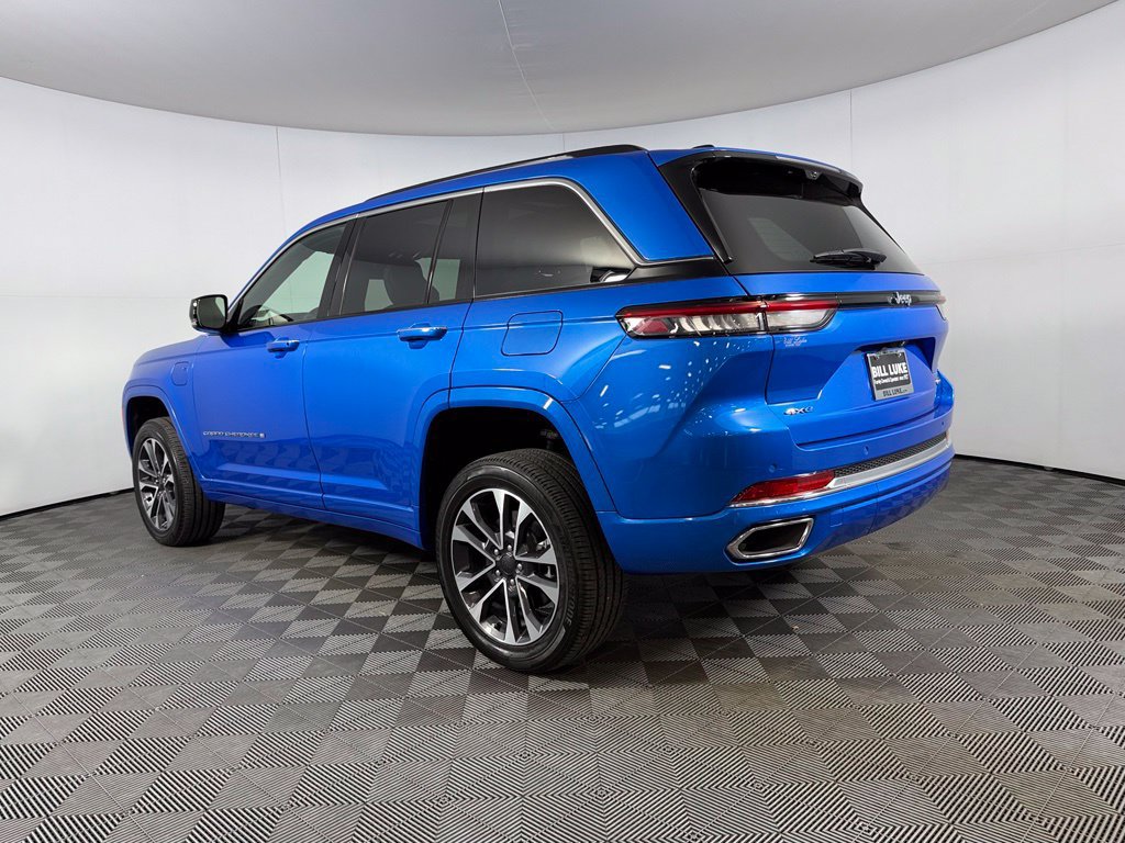 Used 2024 Jeep Grand Cherokee Overland w/ Advanced Protech Group III AWD/4WD image 9