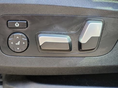 Used 2022 BMW X5 sDrive40i RWD image 30