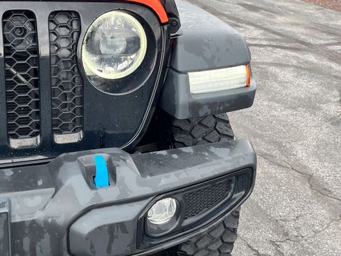 Used 2023 Jeep Wrangler Unlimited w/ 8.4" Radio Group AWD/4WD image 14