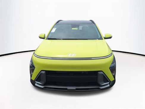 New 2026 Hyundai Kona Limited FWD image 3