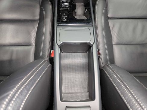 Used 2022 Volvo XC40 T5 Inscription image 21