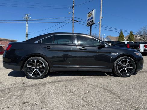 Used 2014 Ford Taurus SEL w/ Equipment Group 201A image 10