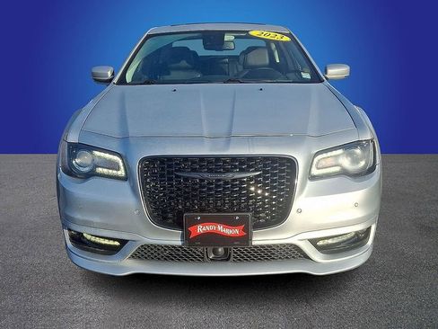 Used 2023 Chrysler 300 Touring L w/ Popular Equipment Group AWD/4WD image 2