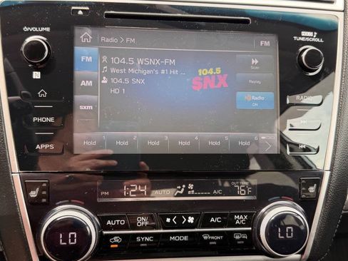 Used 2018 Subaru Outback 2.5i Premium AWD/4WD image 22