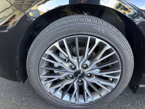 Used 2024 Kia Forte GT-Line w/ GT-Line Premium Package FWD image 34