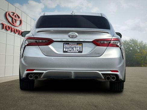 Used 2023 Toyota Camry XSE FWD image 4
