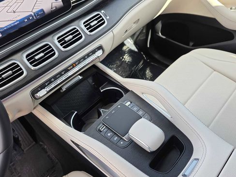 Used 2024 Mercedes-Benz GLE 350 4MATIC image 21