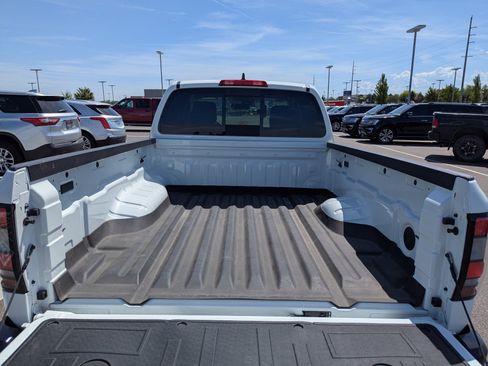 Used 2025 Nissan Frontier S AWD/4WD image 30