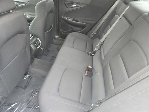 Used 2024 Chevrolet Malibu LT image 14