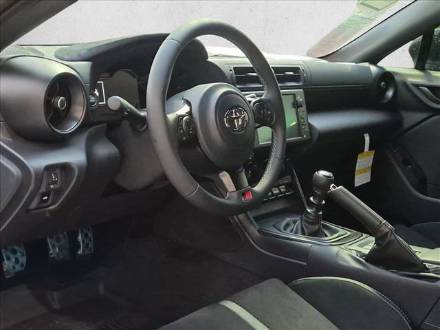 New 2027 Toyota GR86 Premium RWD image 3