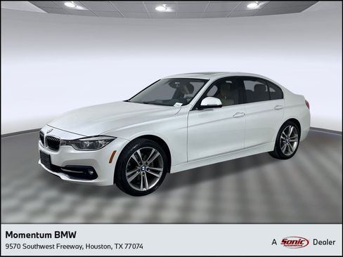 Used 2018 BMW 330i Sedan image 1