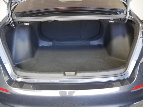 Used 2025 Honda Civic Sport image 10