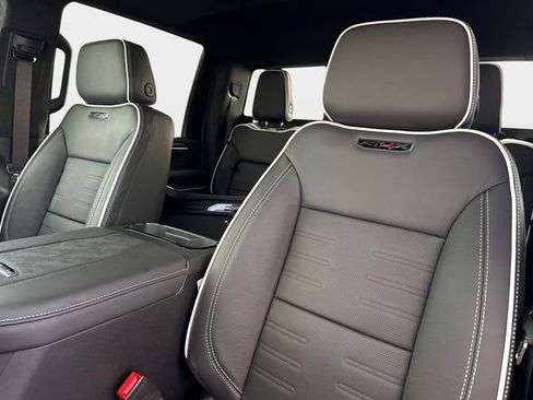 New 2026 GMC Sierra 2500 AT4X AWD/4WD image 19