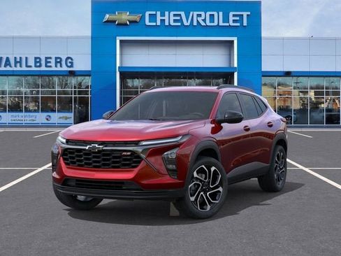 New 2026 Chevrolet Trax RS w/ Sunroof Package FWD image 6
