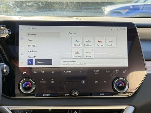 Used 2024 Lexus RX 350 AWD image 10