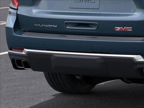 New 2026 GMC Yukon XL Denali image 14