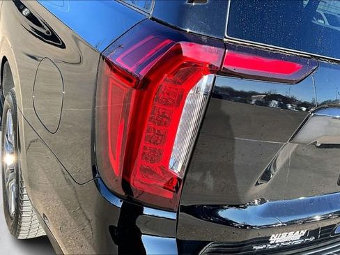 Used 2024 GMC Yukon XL Denali Ultimate image 20