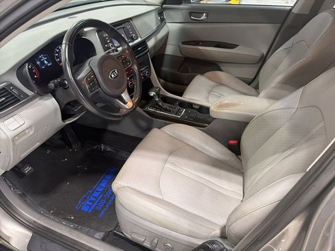 Used 2016 Kia Optima EX image 17