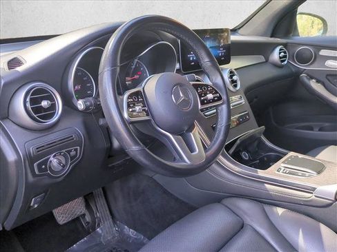 Used 2020 Mercedes-Benz GLC 300 w/ Premium Package image 10