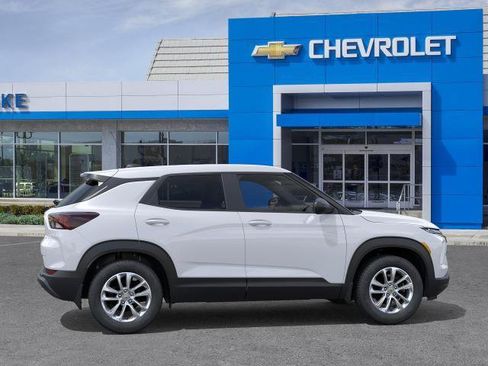 New 2026 Chevrolet TrailBlazer LS w/ LS Convenience Package FWD image 29