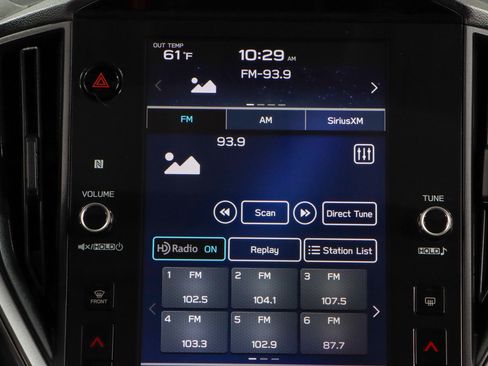 Used 2024 Subaru Crosstrek 2.0i Premium image 19