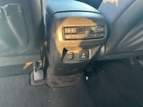 Used 2024 Hyundai Palisade SEL image 11