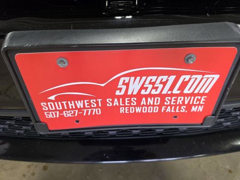 Used 2022 Ford F250 XL w/ Power Equipment Group AWD/4WD image 2