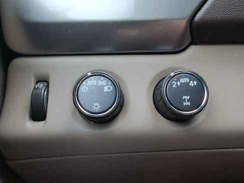 Used 2019 Chevrolet Tahoe LT AWD/4WD image 37
