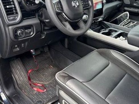 Used 2025 RAM 1500 Laramie w/ Night Edition AWD/4WD image 7