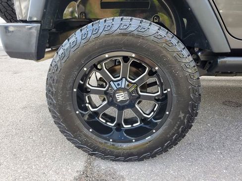 Used 2017 Jeep Wrangler Unlimited Sport w/ Quick Order Package 24S image 5