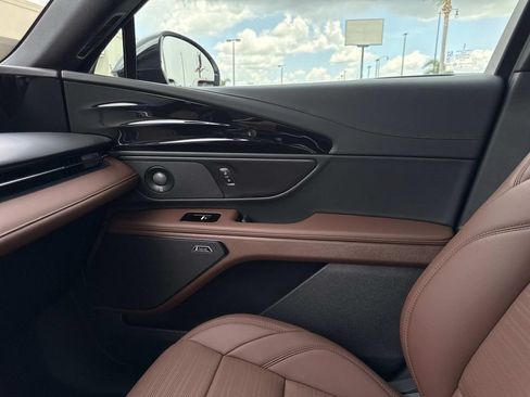 New 2026 Lincoln Nautilus Reserve w/ Jet Appearance Package AWD/4WD image 21