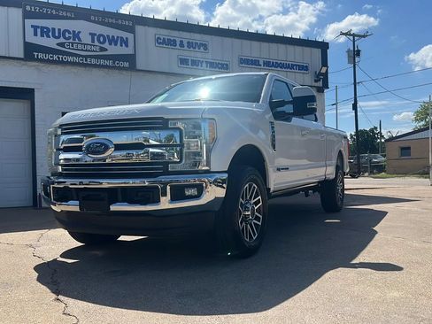 Used 2017 Ford F250 Lariat w/ Lariat Ultimate Package AWD/4WD image 1