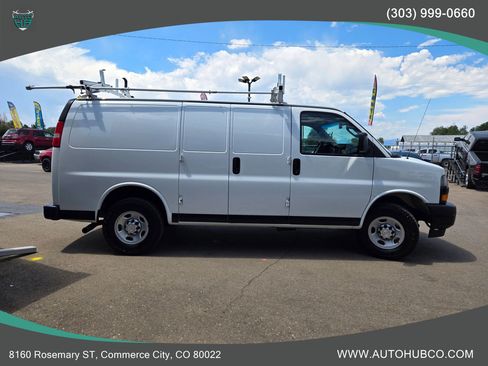 Used 2019 Chevrolet Express 2500 Van 3D w/ Driver Convenience Package image 4