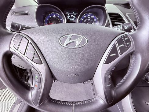 Used 2015 Hyundai Elantra Limited FWD image 10