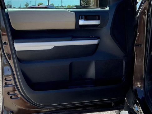 Used 2019 Toyota Tundra Limited image 17