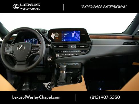 Used 2024 Lexus ES 350 350 w/ Premium Package image 25